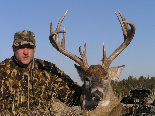 Kansas Deer Hunts Bow 174 inch 10 point